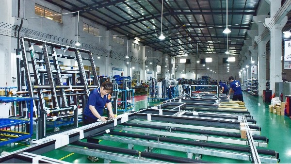 創(chuàng)業(yè)加盟門窗選哪個(gè)品牌好?鎖定3大標(biāo)準(zhǔn)年入百萬(wàn)! 創(chuàng)業(yè)加盟門窗選哪個(gè)品牌好?鎖定3大標(biāo)準(zhǔn)年入百萬(wàn)!