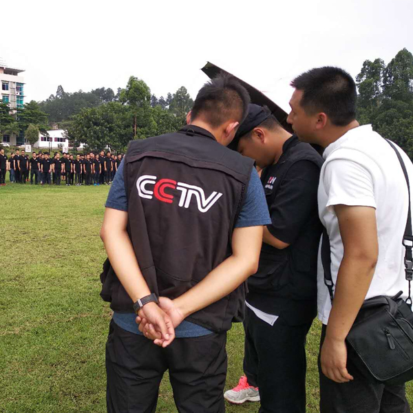 伊盾門窗 伊盾門窗