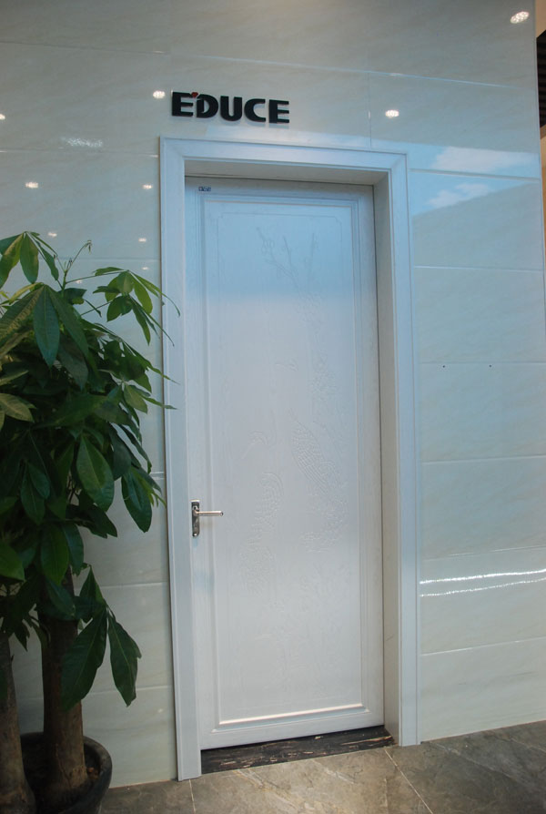 臥室鋁合金平開門