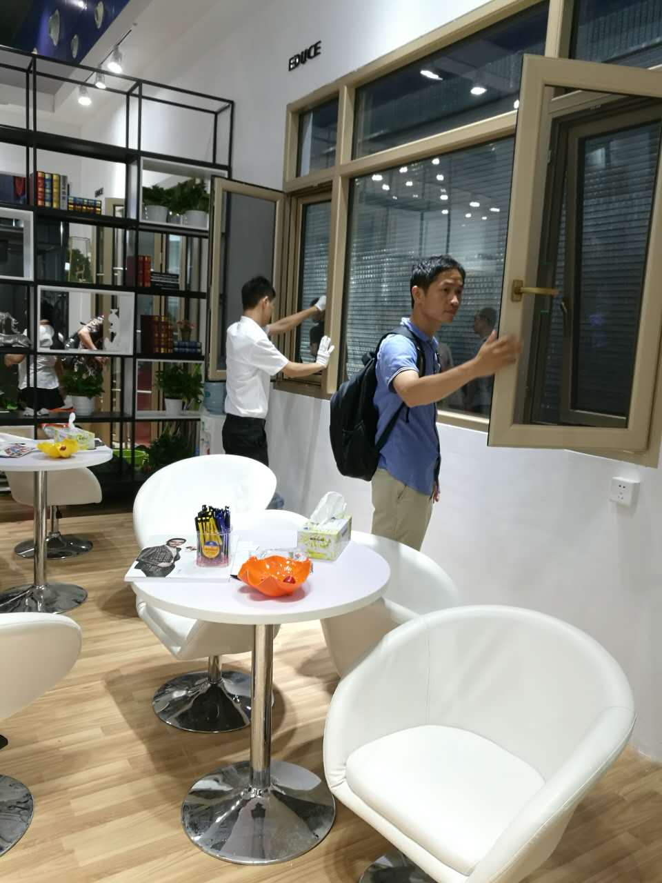 伊盾門窗廣州建博會現場