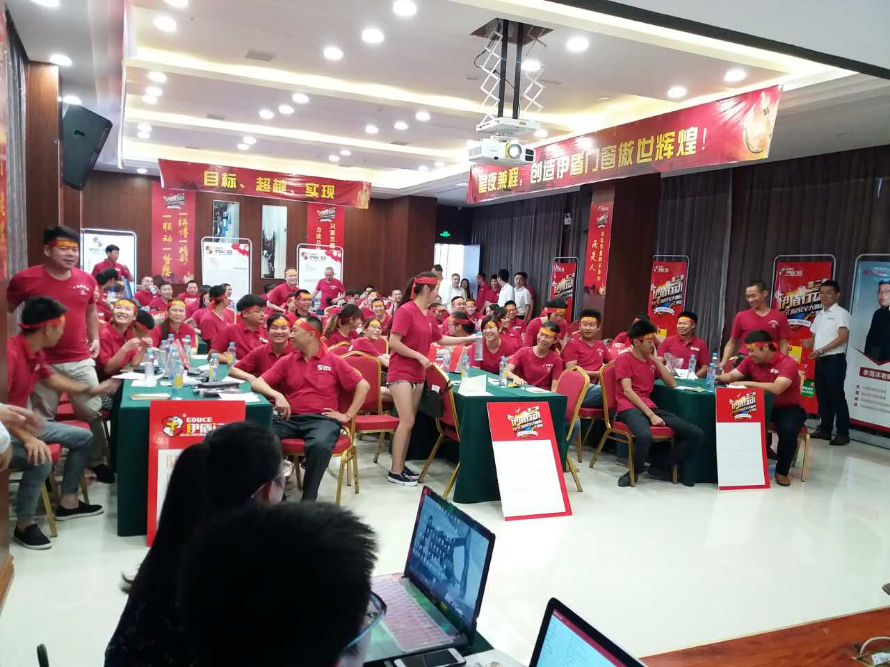 鋁合金門窗加盟伊盾門窗